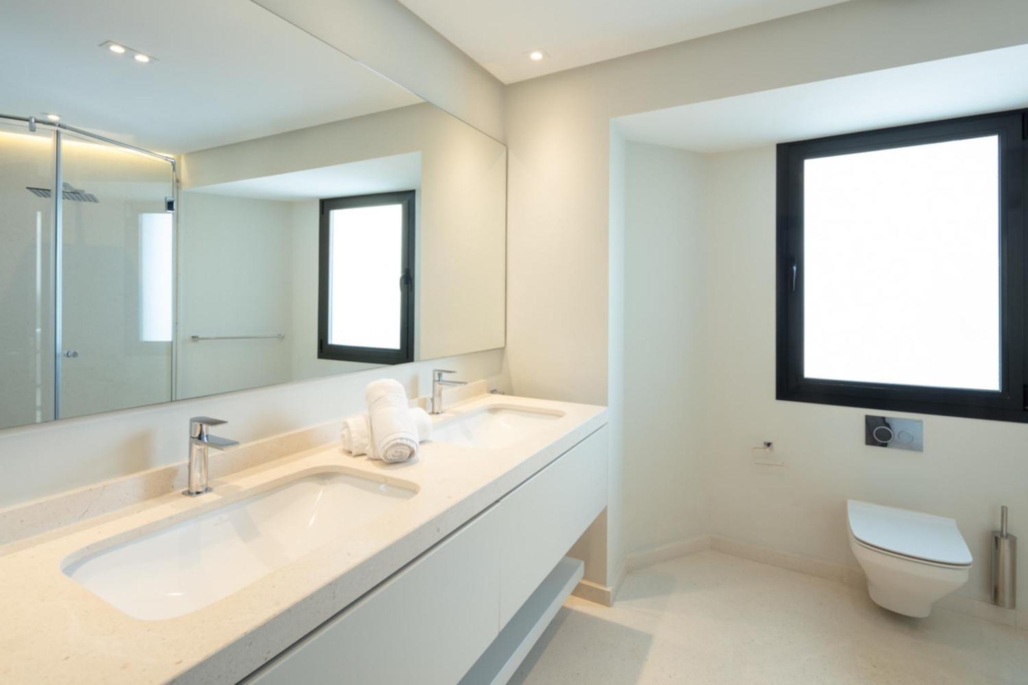 About Breeze Villa