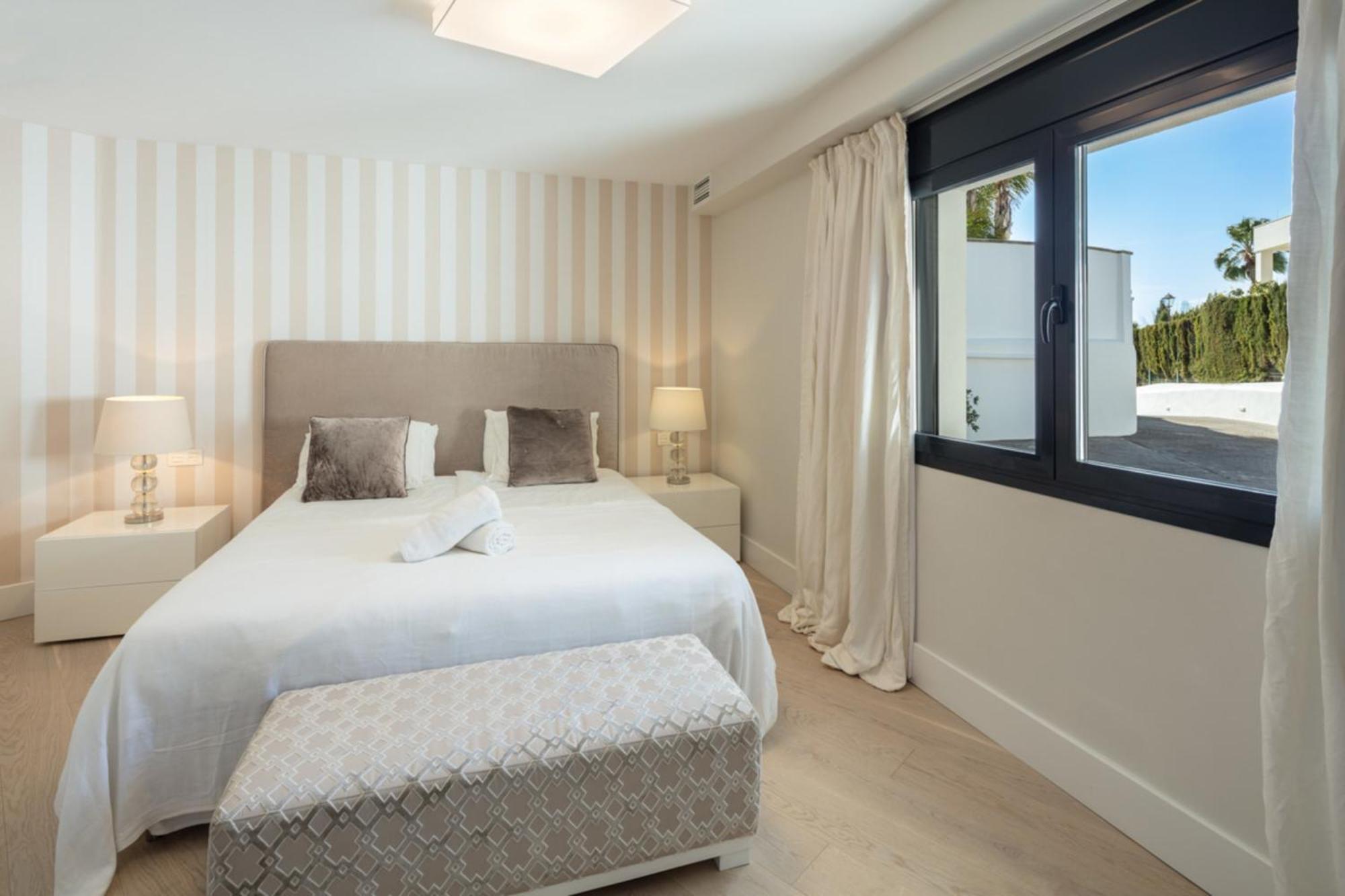 About Breeze Villa Marbella