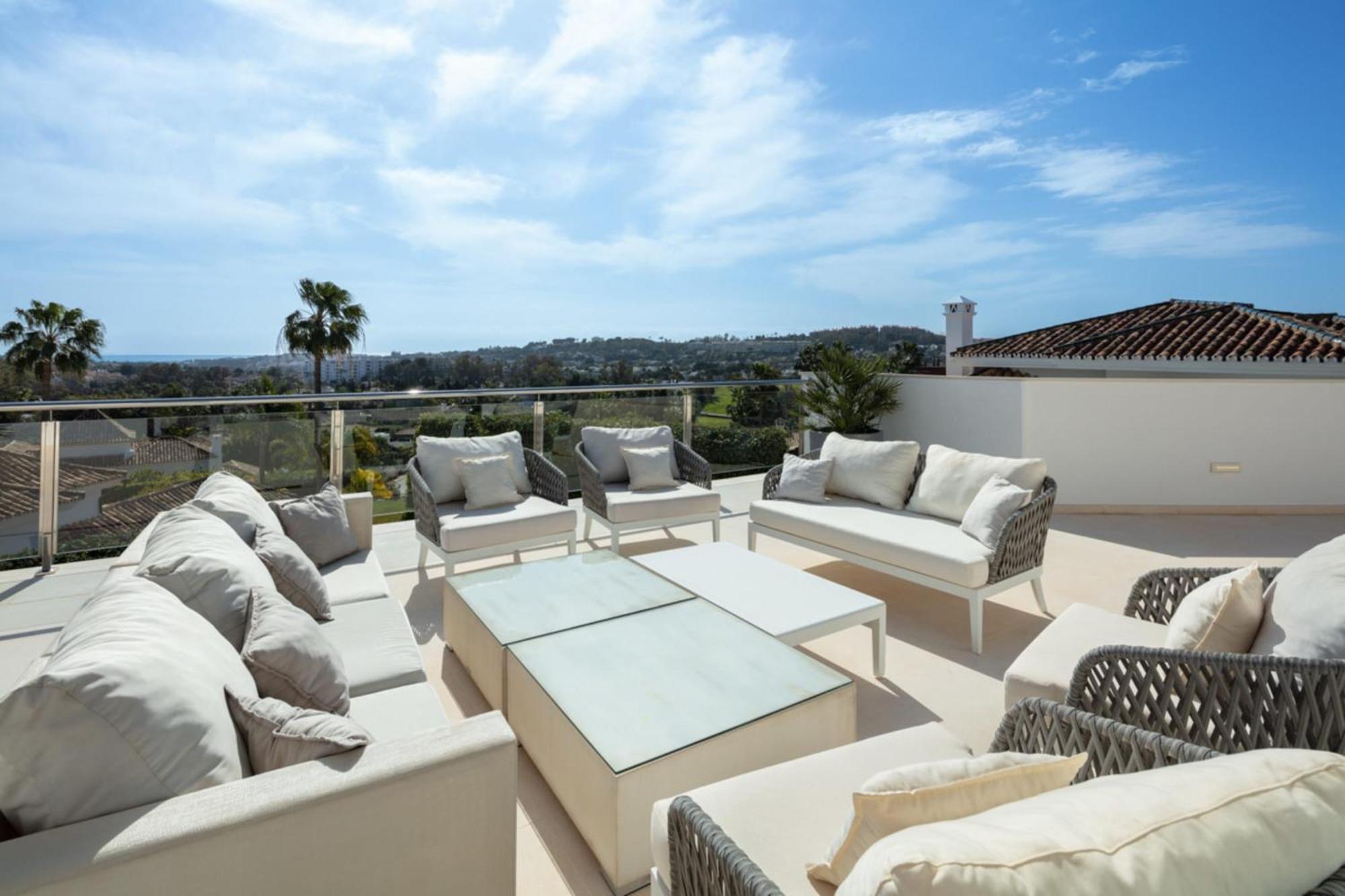 About Breeze * Marbella